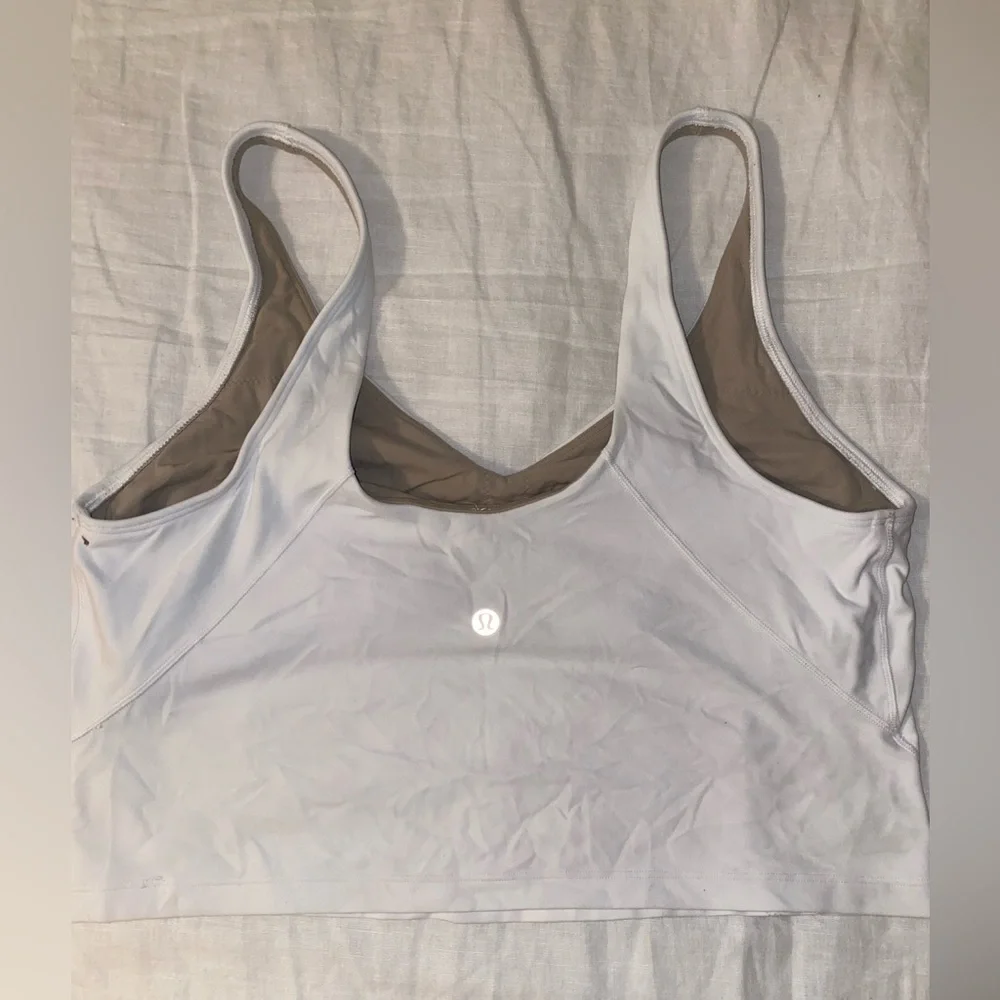 White lululemon cropped tank - Picture 2 of 2